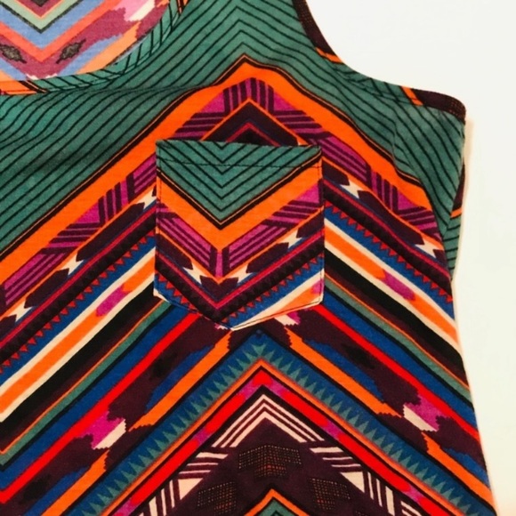 Wurl Aztec Design Tank - Picture 6 of 6